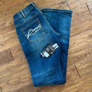 Cowgirl Tuff Don’t Fence Me In